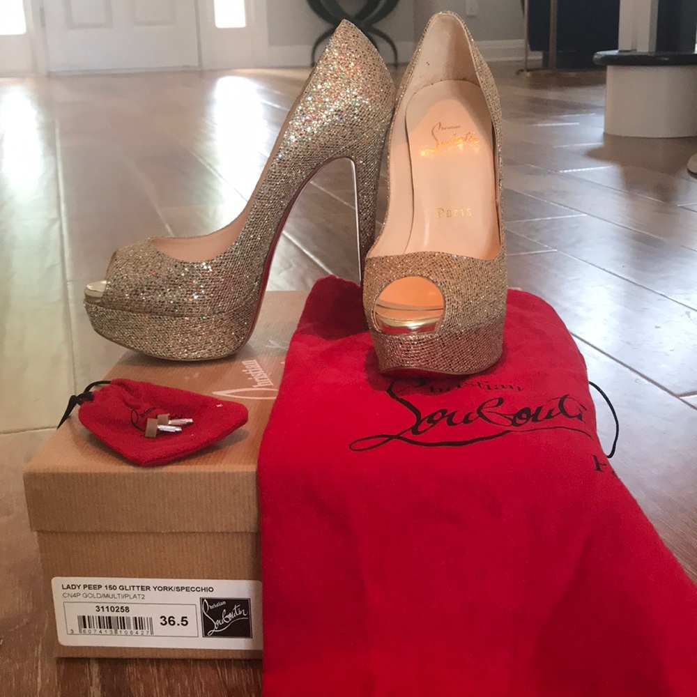 NWOT  Louboutins